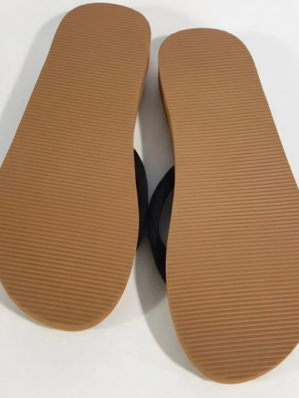 Naturalizer Womans Black Fabric Thong Sandals